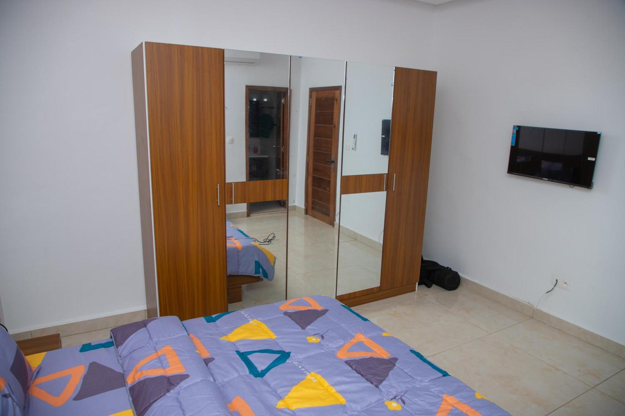 Residence Teranga Immo Luxe Residence Ndoumbe Sylla Dakar Exterior foto